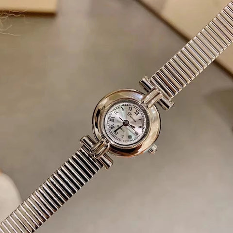 Fashionable Trend Quartz Watch Retro Lamp Luxurious Women's Watch